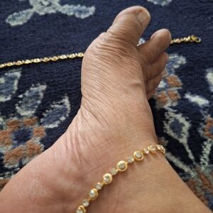 Elegant Gold Anklet with Crystal Accents